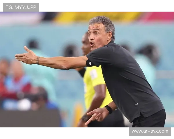 恩里克表示教练需要不断寻求进步并调整战术