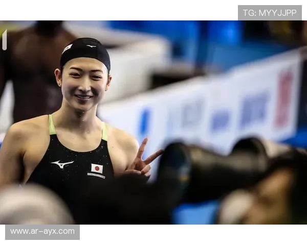 池江璃花子抗癌复出后获张雨霏赠送熊猫徽章，亚洲泳将惺惺相惜